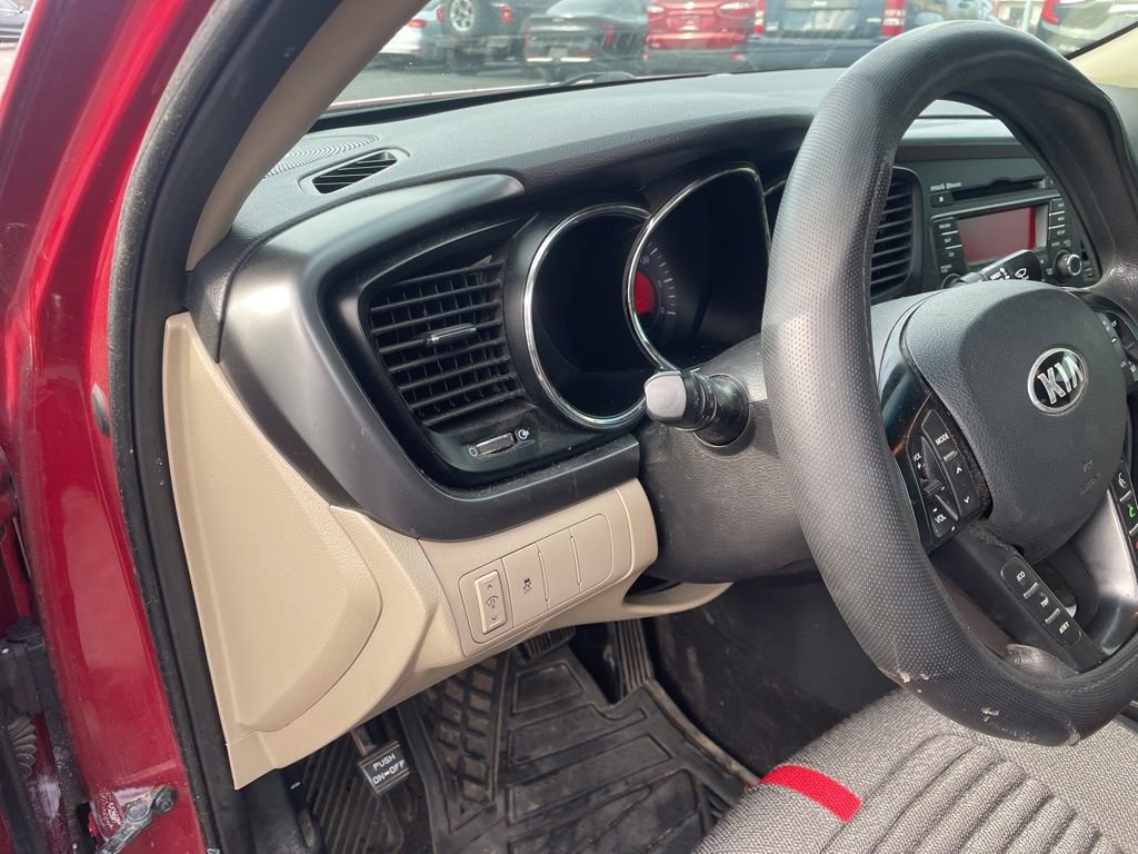 Used 2013 Kia Optima LX image 16