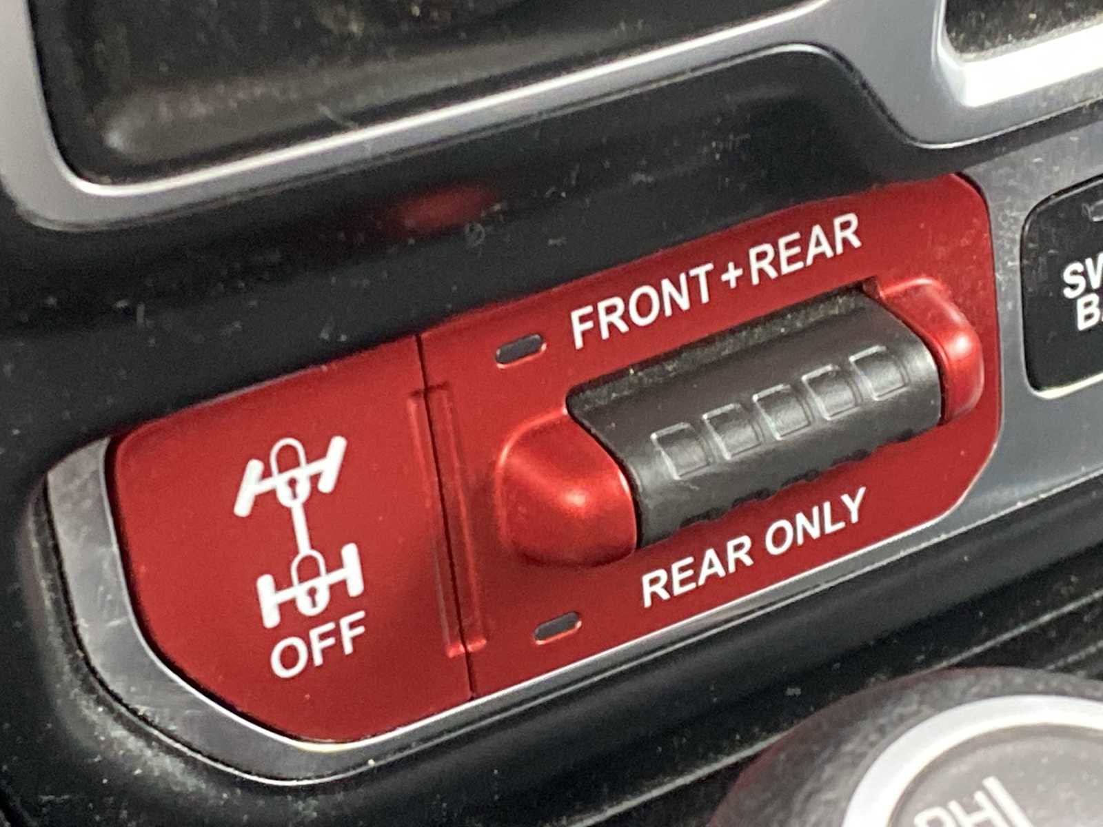 Certified 2018 Jeep Wrangler Unlimited Rubicon w/ Steel Bumper Group image 19