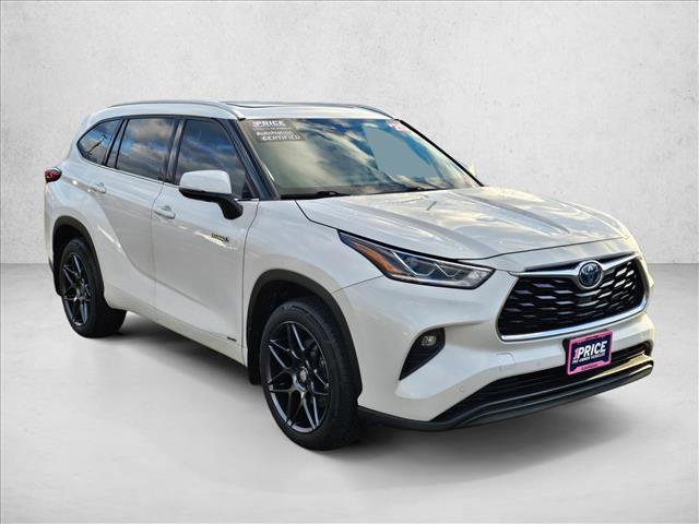 Used 2020 Toyota Highlander Limited image 3