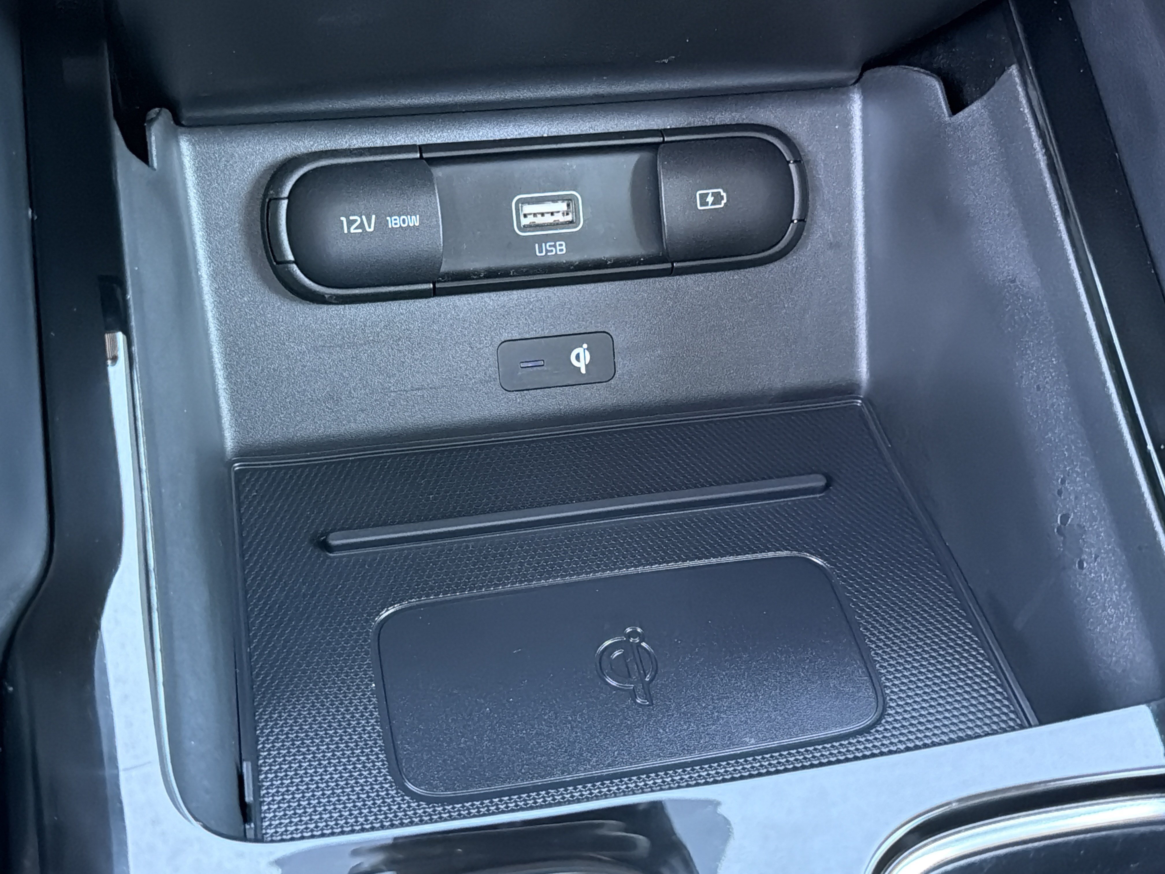 Used 2022 Kia Telluride S FWD image 25
