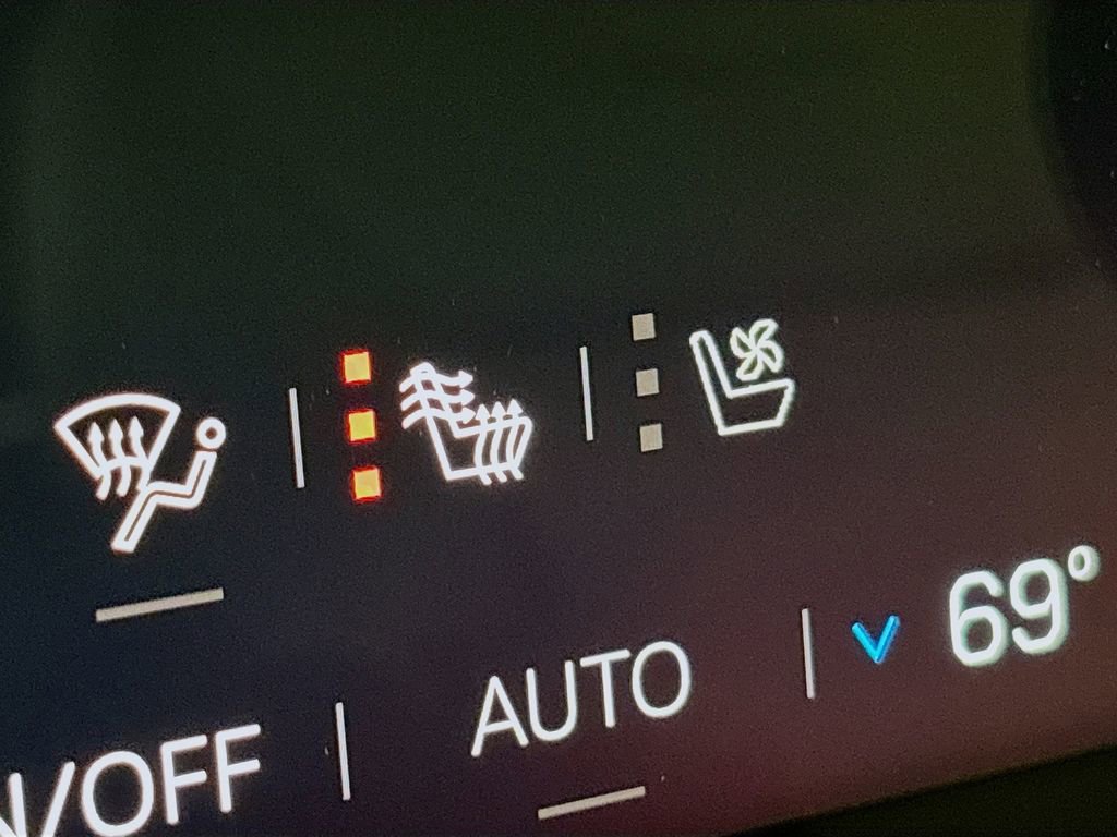 New 2026 GMC Yukon XL Denali w/ Sun & Power Step Package image 20