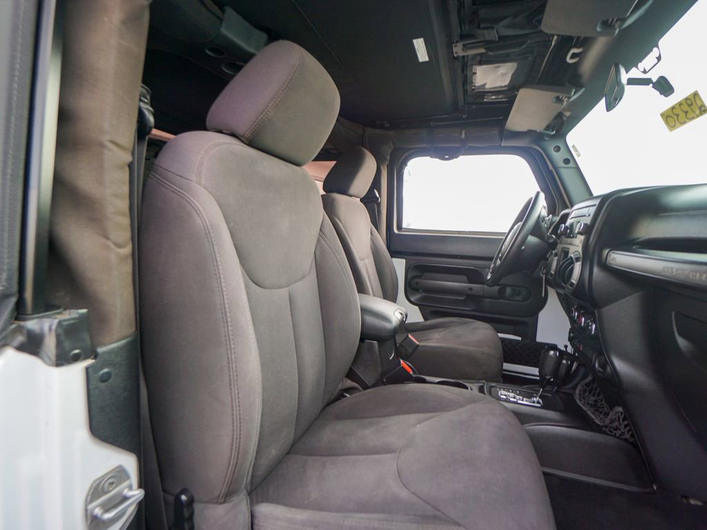 Used 2014 Jeep Wrangler Sport image 22
