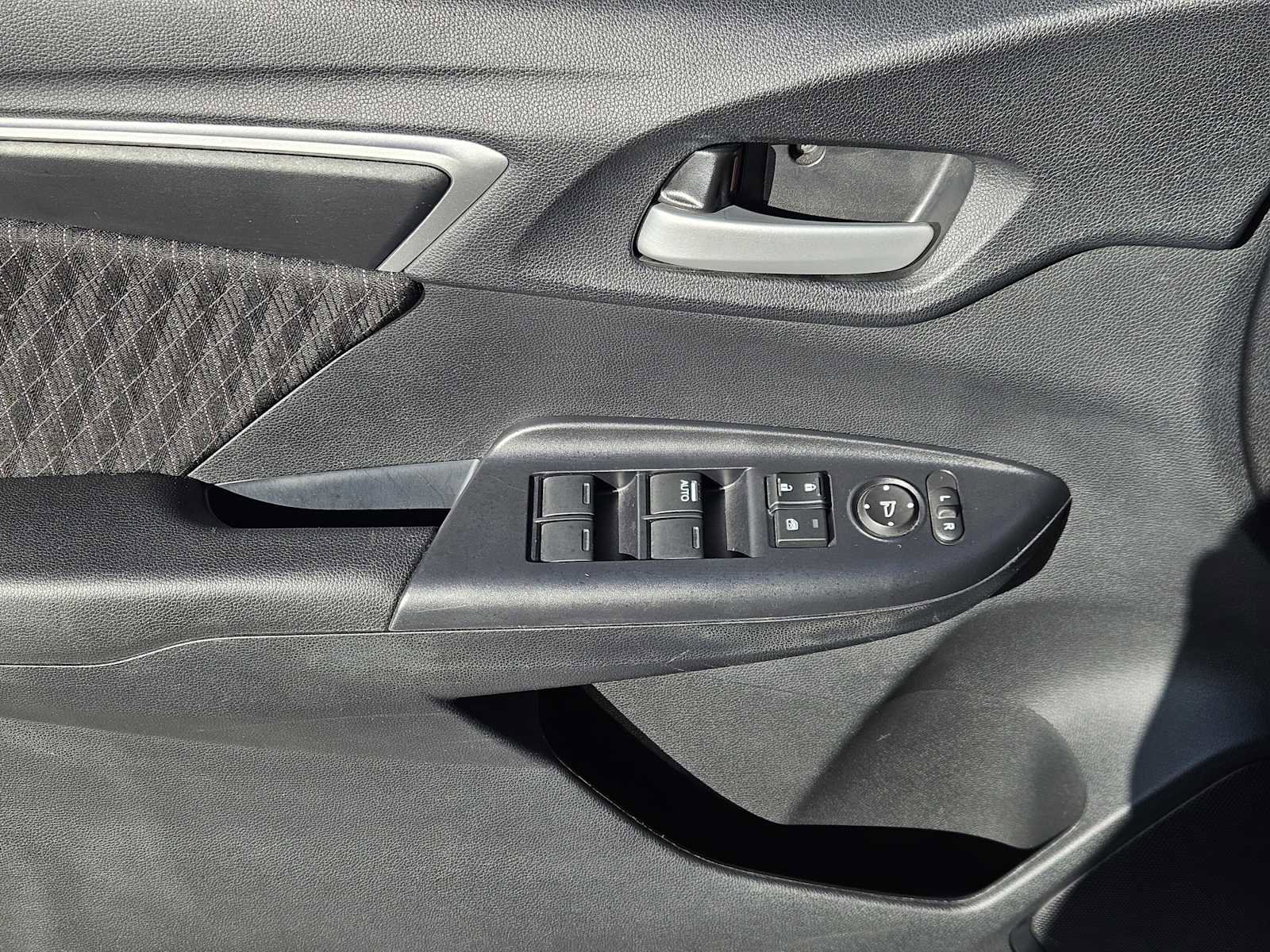 Used 2019 Honda Fit EX image 21