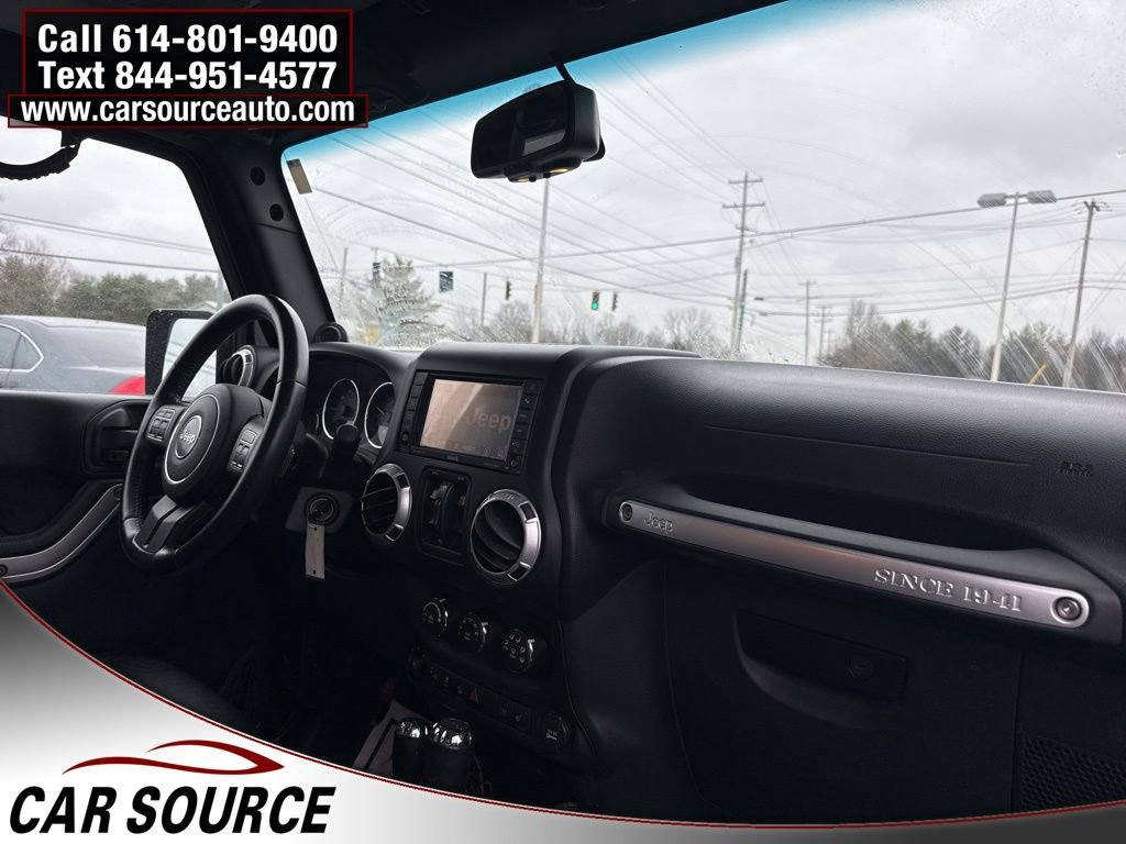 Used 2013 Jeep Wrangler Unlimited Sahara w/ Connectivity Group image 34