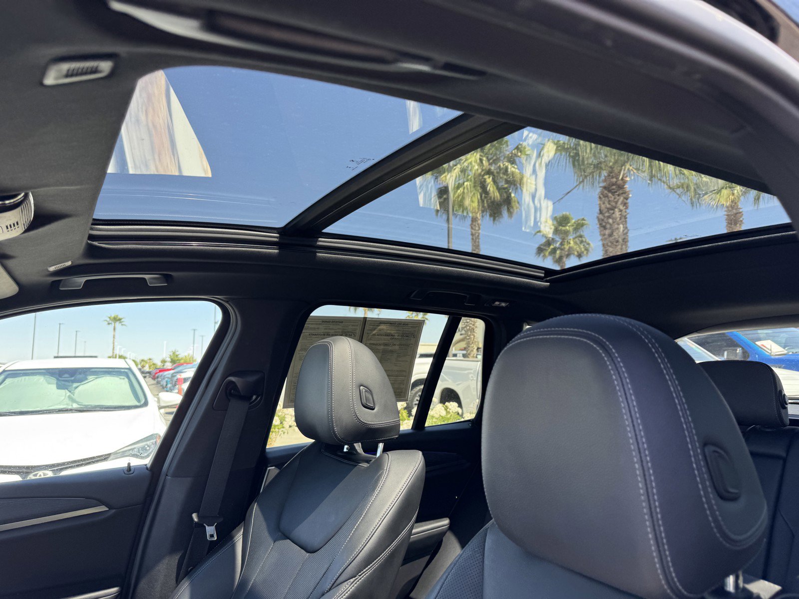 Used 2024 BMW X3 xDrive30i w/ Convenience Package AWD/4WD image 16