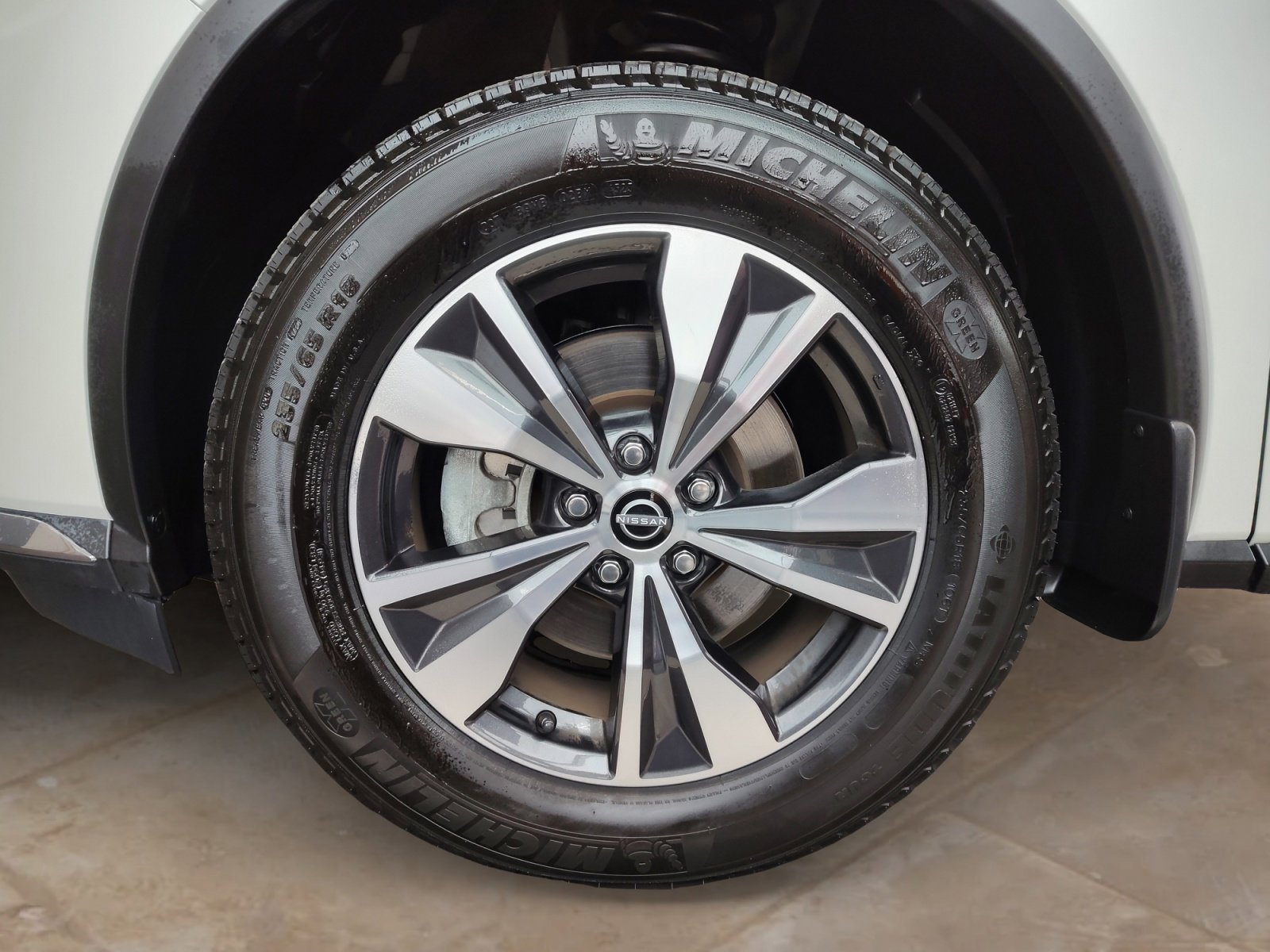 Certified 2024 Nissan Murano SV image 29