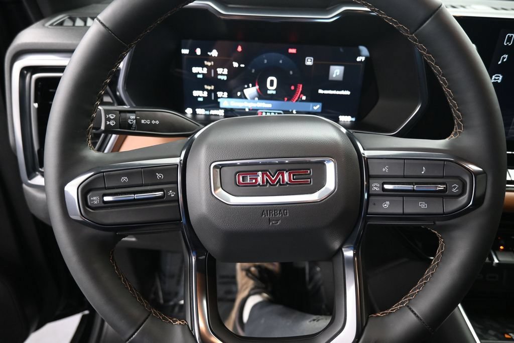 Used 2025 GMC Canyon AT4 w/ Nightfall Edition AWD/4WD image 37