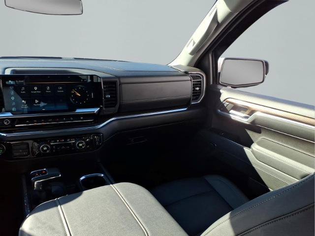 Used 2023 Chevrolet Silverado 1500 LT AWD/4WD image 8