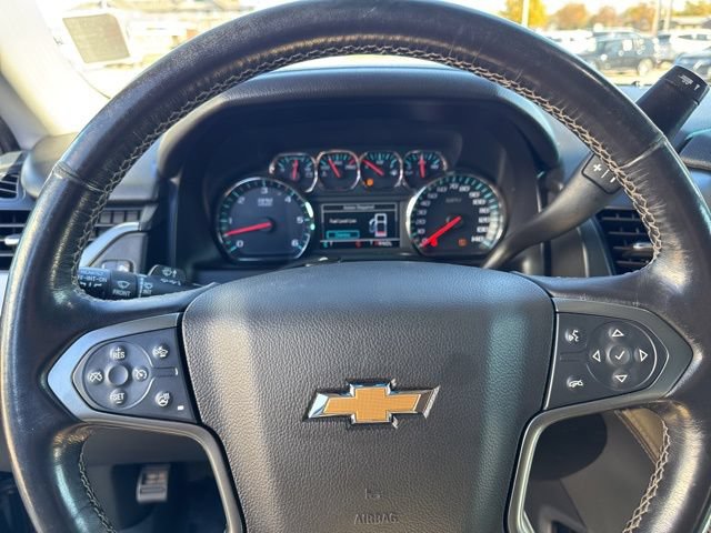 Used 2020 Chevrolet Suburban Premier AWD/4WD image 17