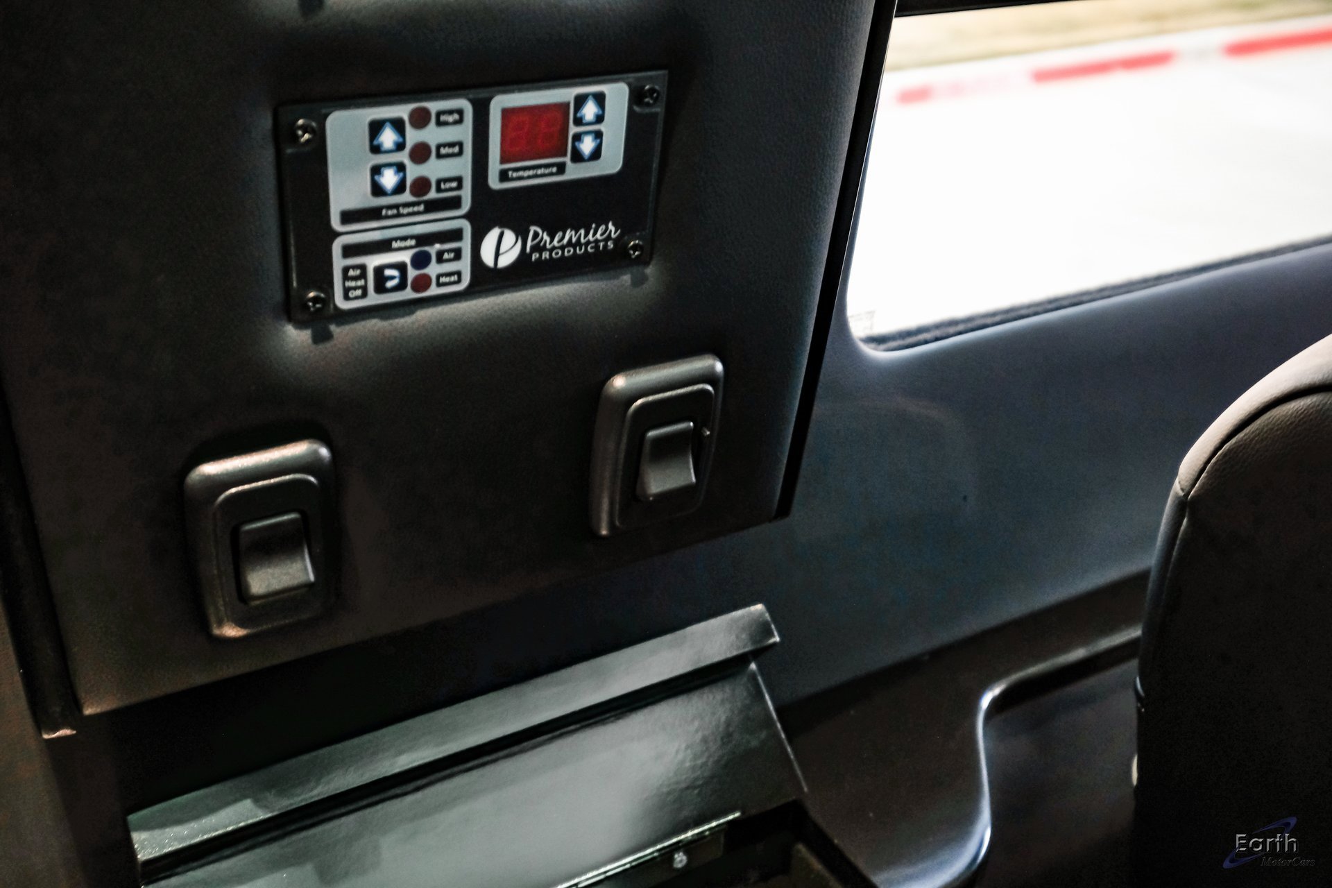 Used 2023 Mercedes-Benz Sprinter 3500 w/ Parking Package image 97