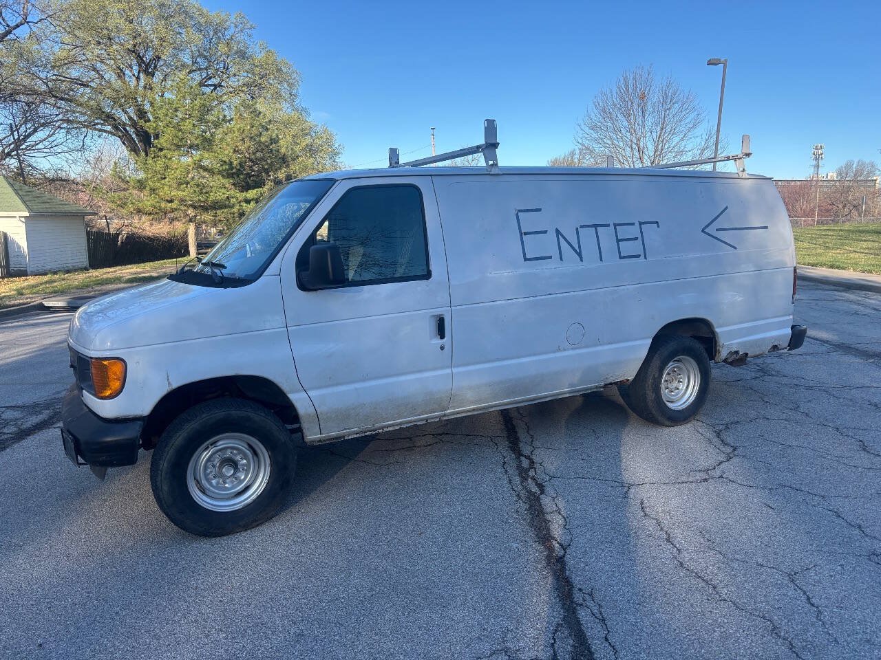 Used 2007 Ford E-250 and Econoline 250 Extended RWD image 22