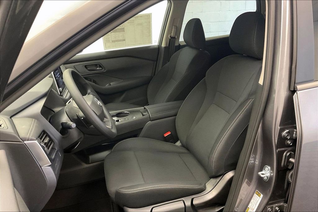 New 2026 Nissan Rogue S image 9