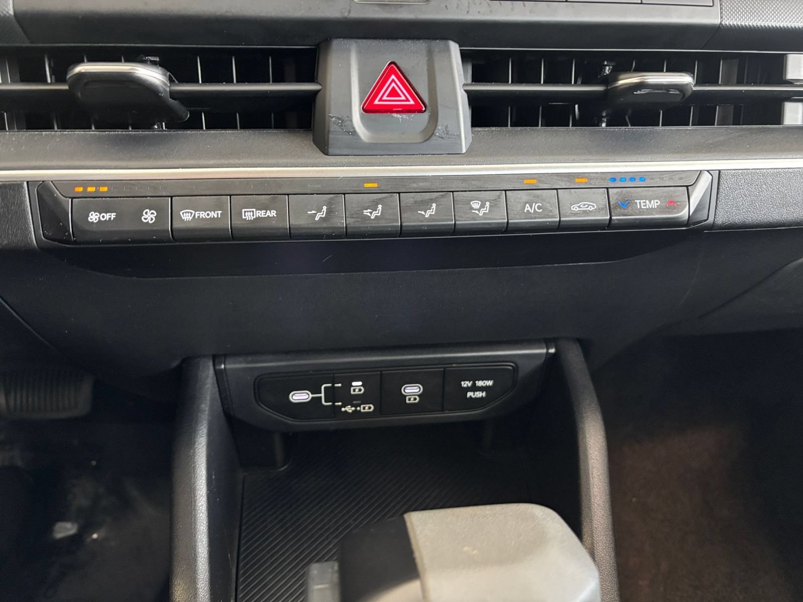 Used 2025 Kia K4 FWD image 16