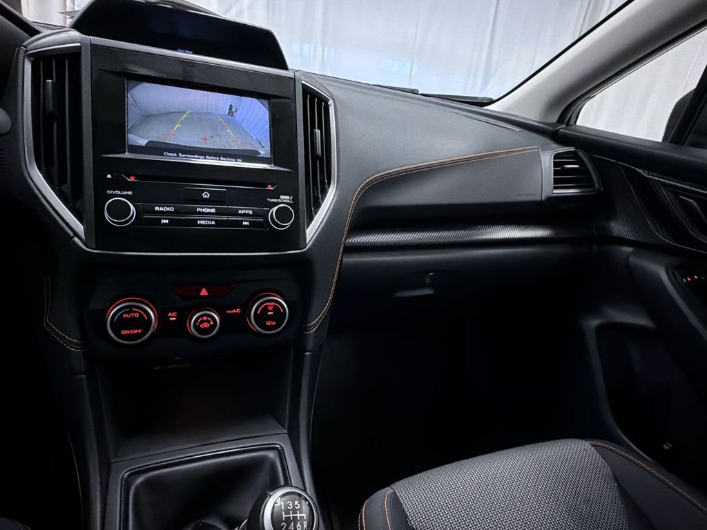 Used 2021 Subaru Crosstrek 2.0i Premium image 18
