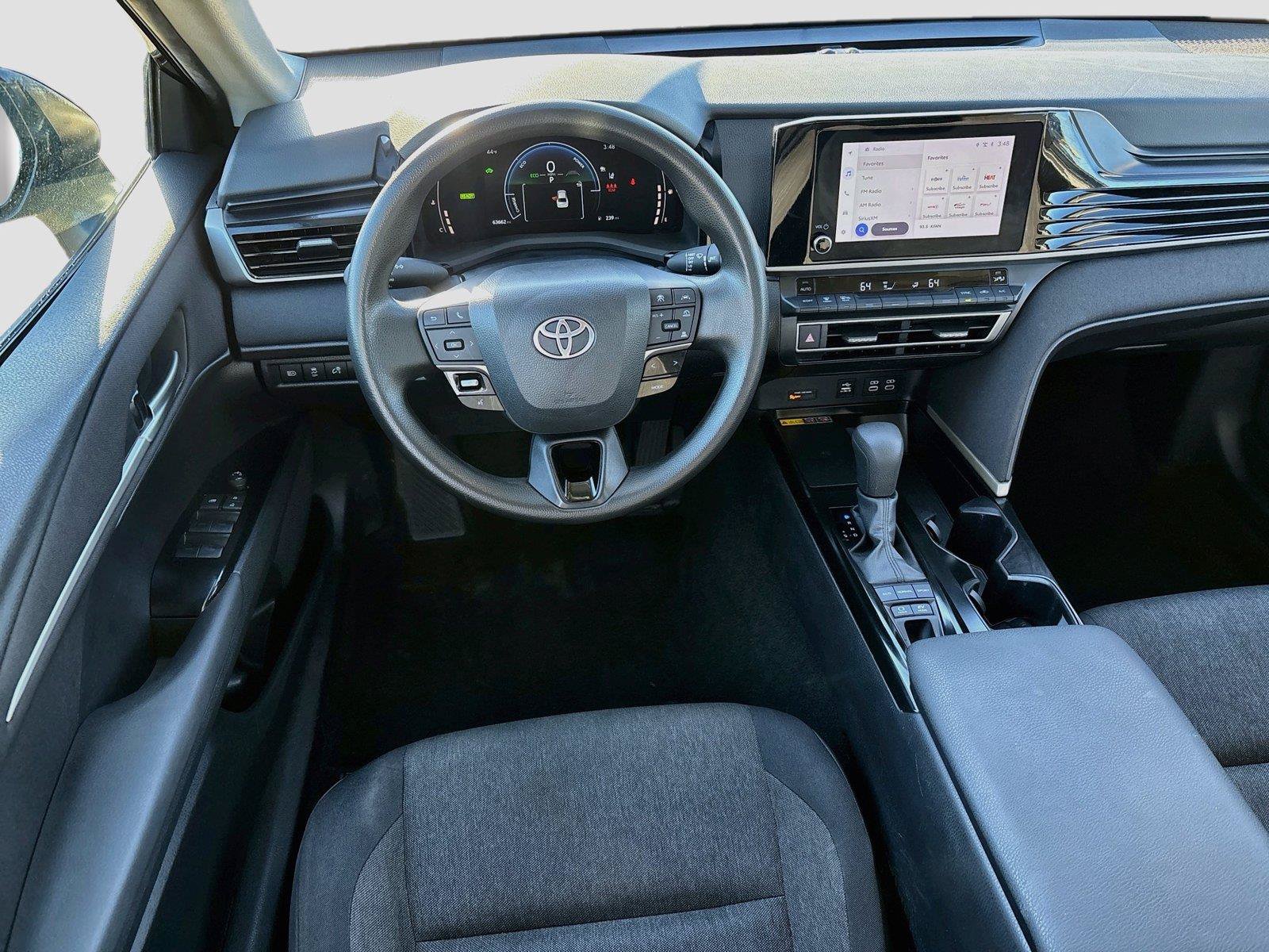 Used 2025 Toyota Camry LE FWD image 2