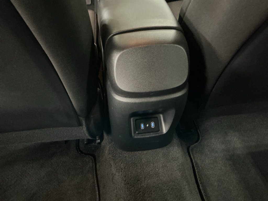 Certified 2025 Hyundai Elantra SE FWD image 12