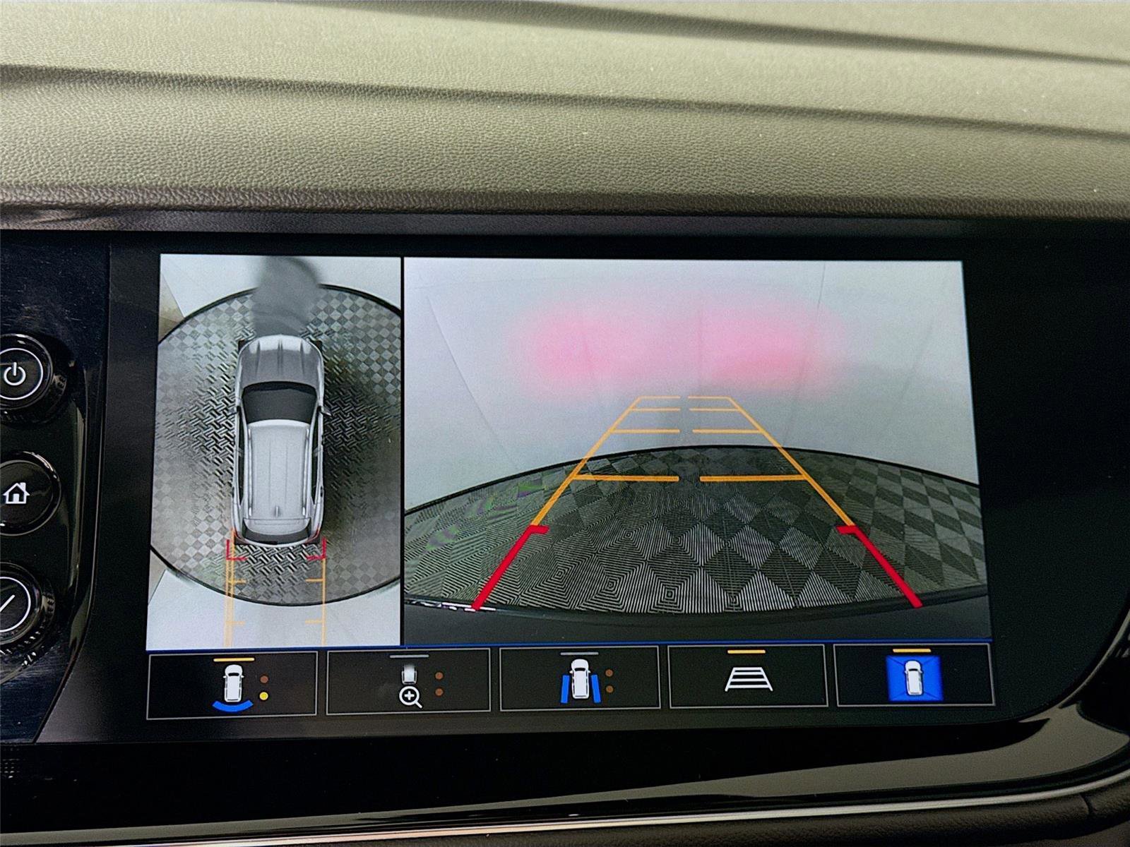 Used 2023 Buick Envision Avenir image 8