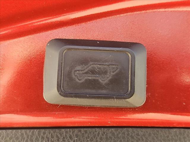 Used 2016 Toyota RAV4 Limited w/ Advanced Technology Package AWD/4WD image 7