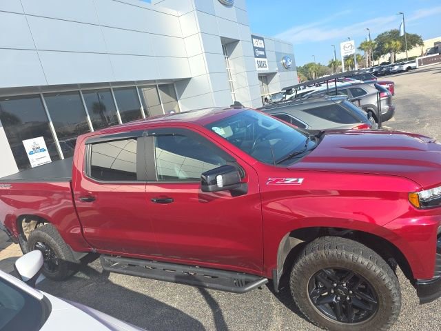 Used 2020 Chevrolet Silverado 1500 LT Trail Boss image 2