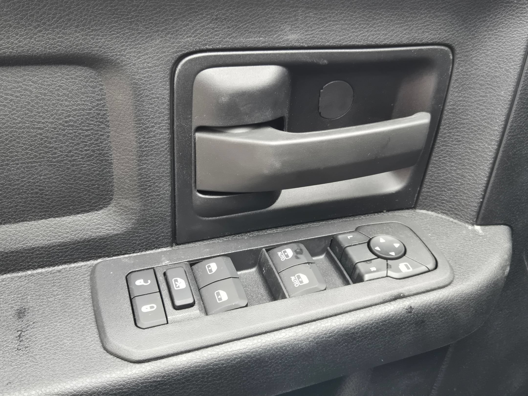 New 2026 RAM 2500 Tradesman AWD/4WD image 22