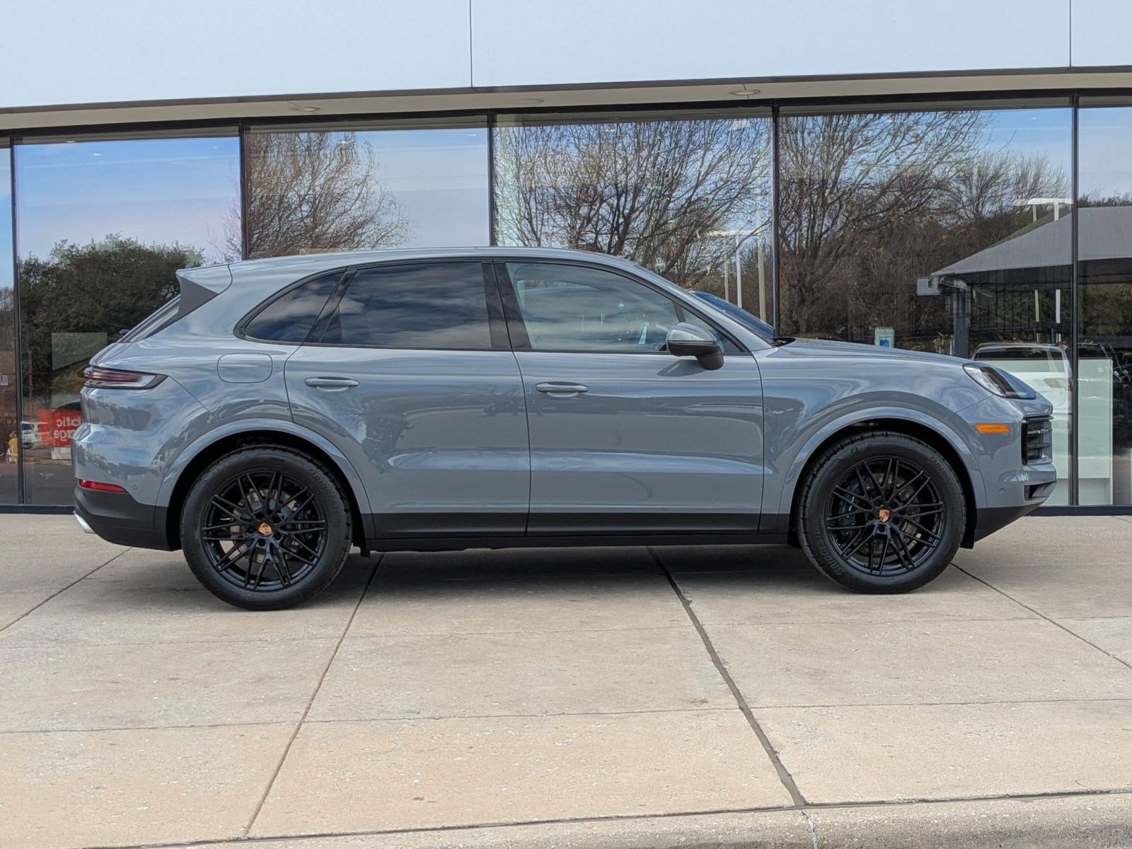 New 2026 Porsche Cayenne image 8