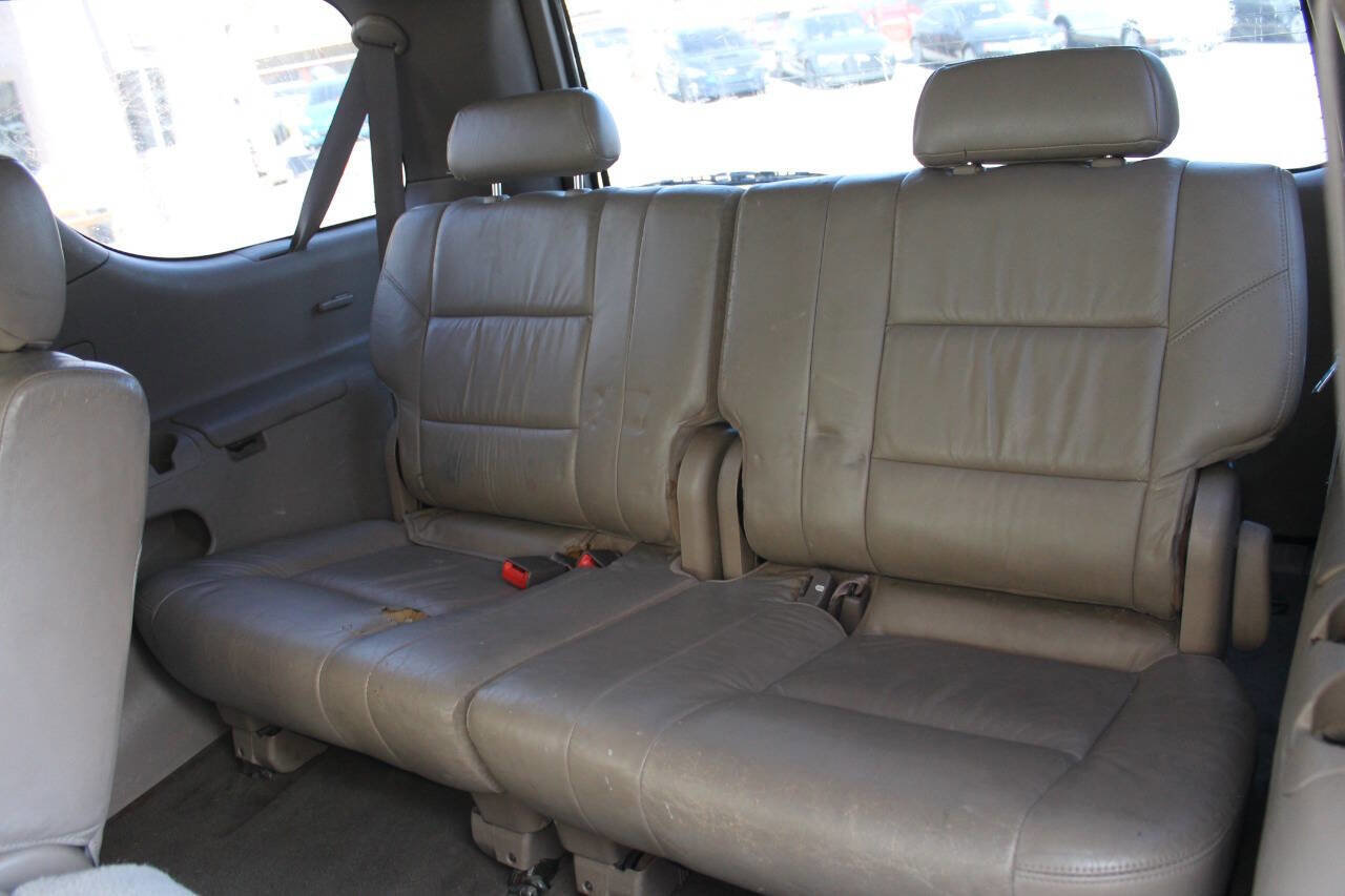 Used 2003 Toyota Sequoia Limited RWD image 26