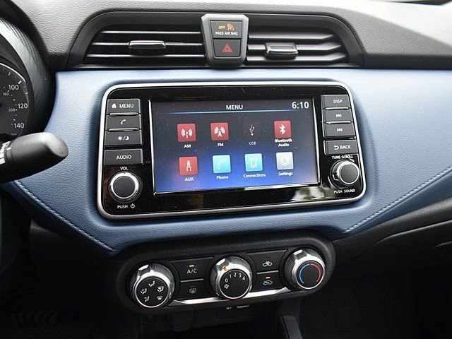 New 2025 Nissan Versa SV w/ Trunk Package FWD image 11