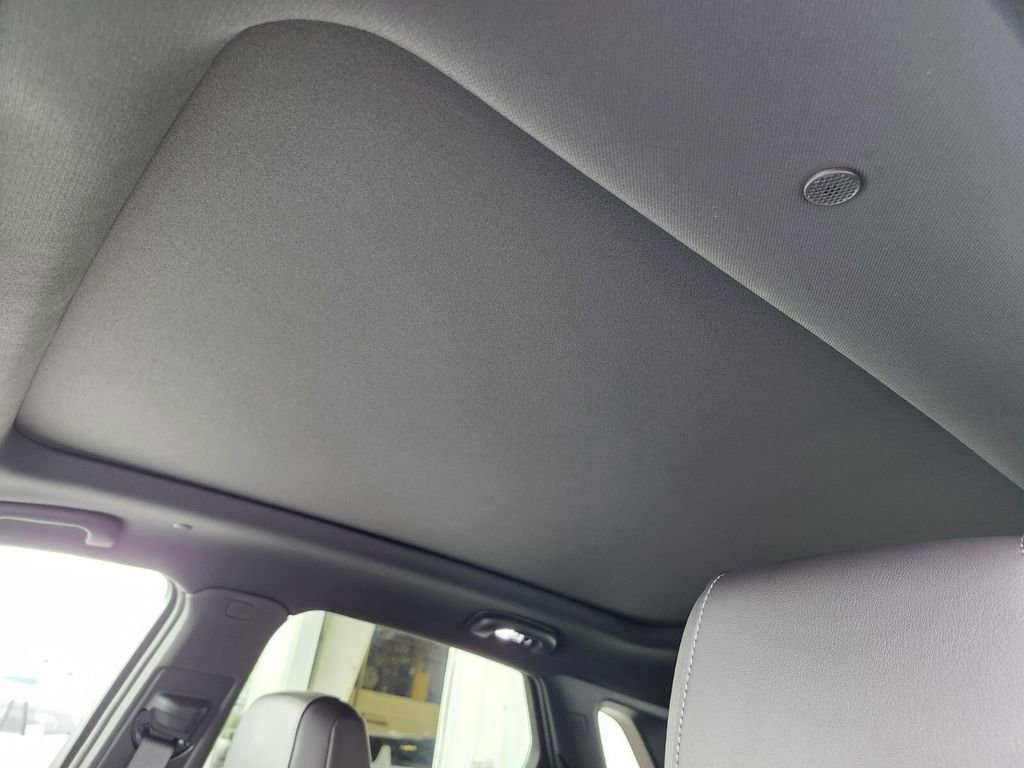 New 2025 Cadillac XT5 Premium Luxury w/ Technology Package image 18