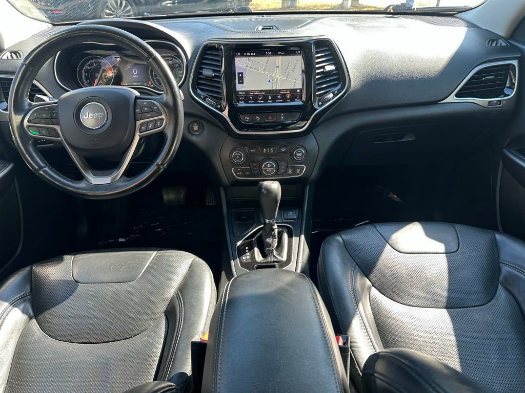 Used 2019 Jeep Cherokee Limited w/ Technology Group FWD image 32