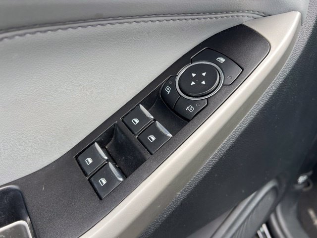 Used 2022 Ford Explorer XLT w/ Equipment Group 202A AWD/4WD image 27