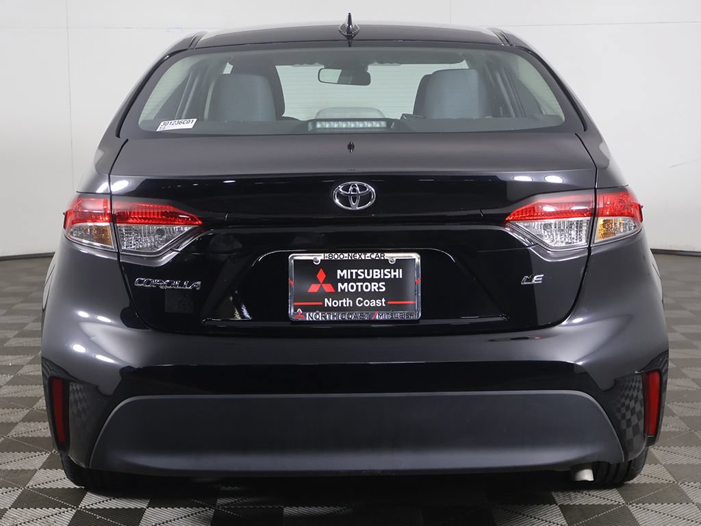 Used 2025 Toyota Corolla LE FWD image 9