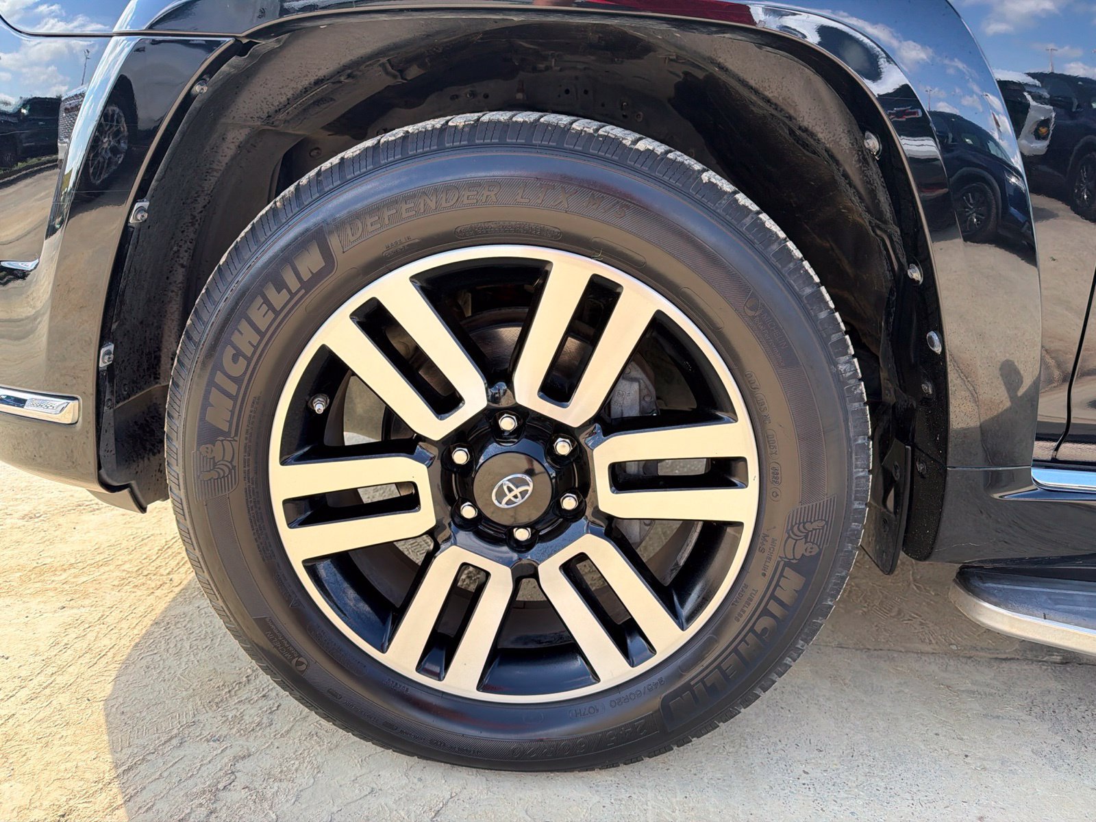 Used 2019 Toyota 4Runner Limited RWD image 7