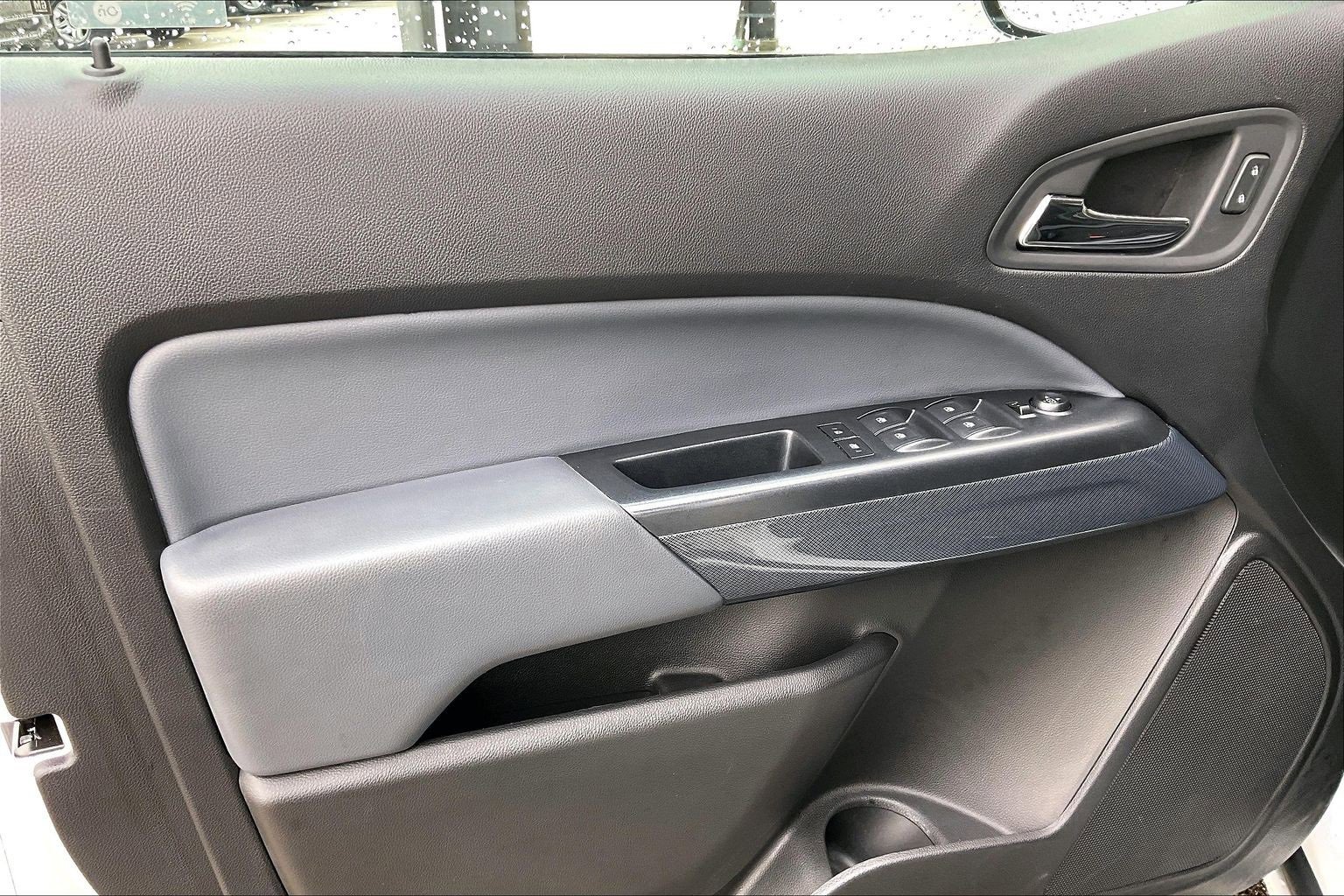 Used 2021 Chevrolet Colorado Z71 w/ Safety Package image 16