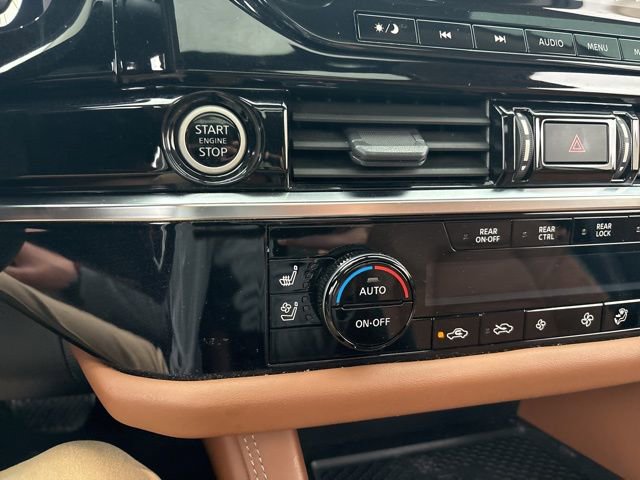 Used 2023 Nissan Pathfinder Platinum w/ Cargo Package image 29