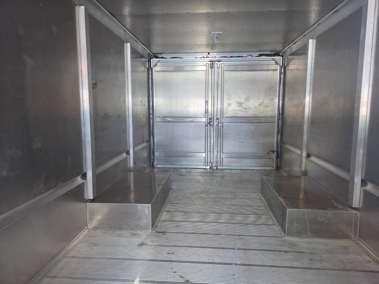 Used 2017 Ford E-350 and Econoline 350 Super Duty w/ A/C Prep Package RWD image 15