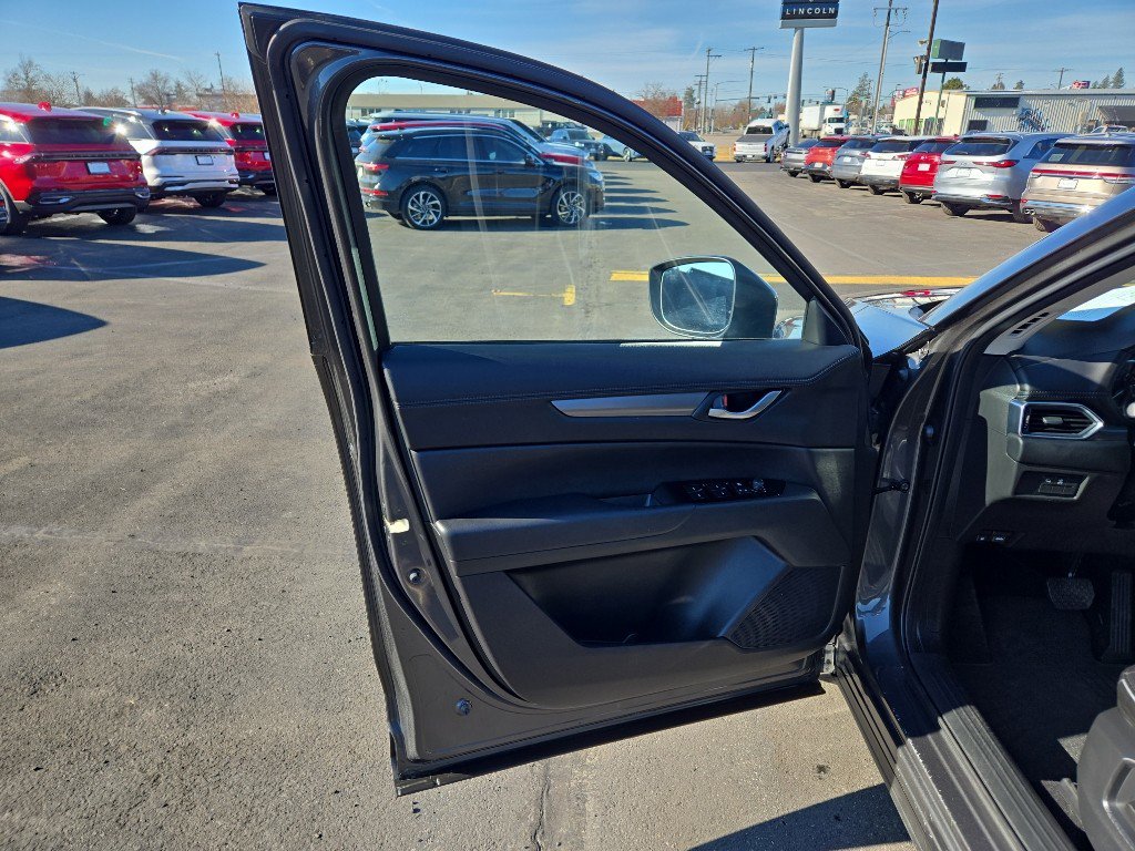 Used 2024 MAZDA CX-5 AWD 2.5 S w/ Select Package image 11