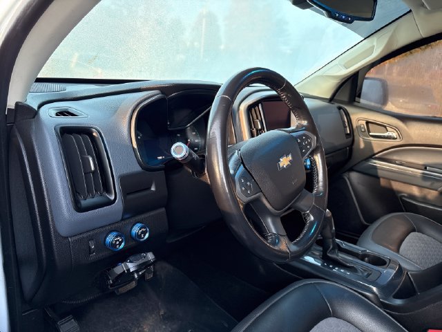 Used 2017 Chevrolet Colorado Z71 AWD/4WD image 8