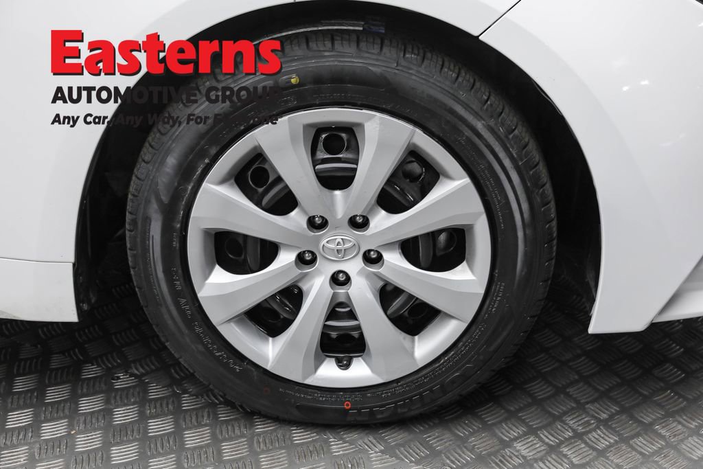 Used 2024 Toyota Corolla LE image 31