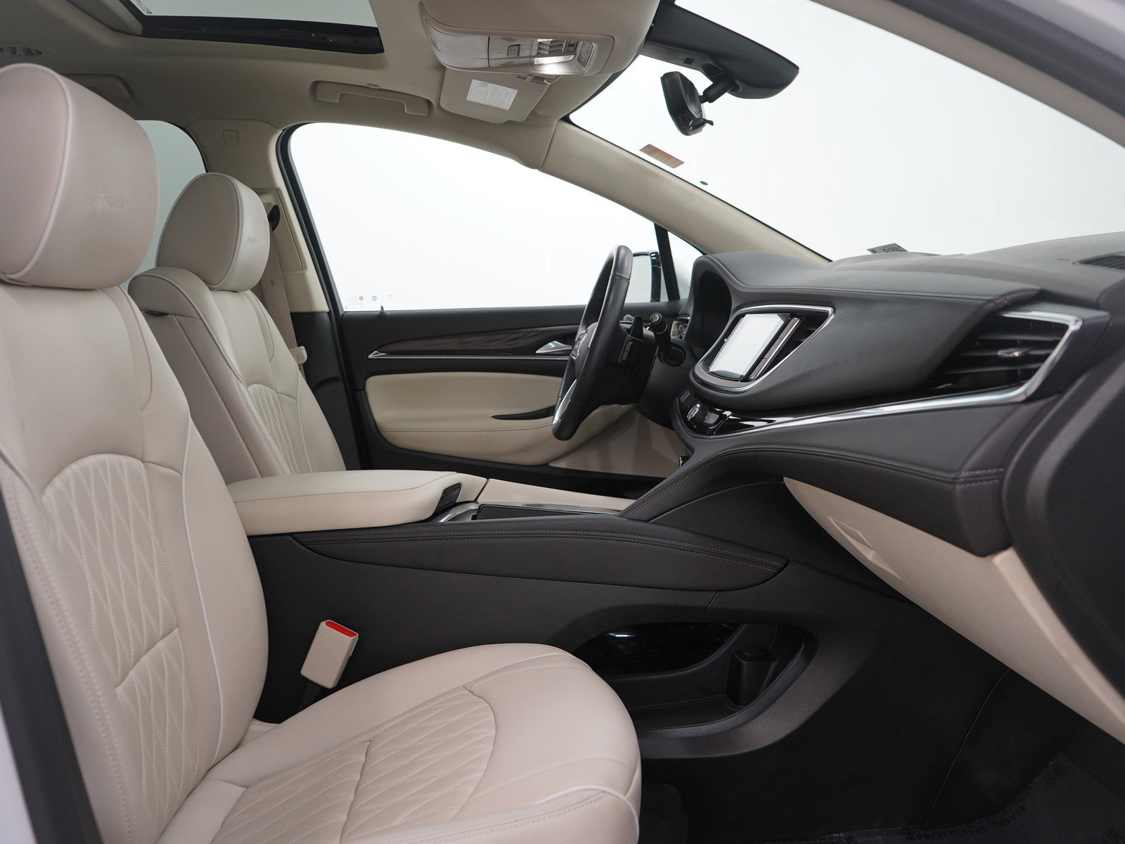 Used 2024 Buick Enclave Avenir w/ Avenir Technology Package image 13