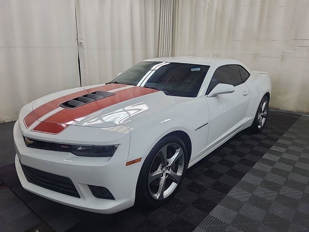 Used 2014 Chevrolet Camaro SS w/ RS Package RWD image 3
