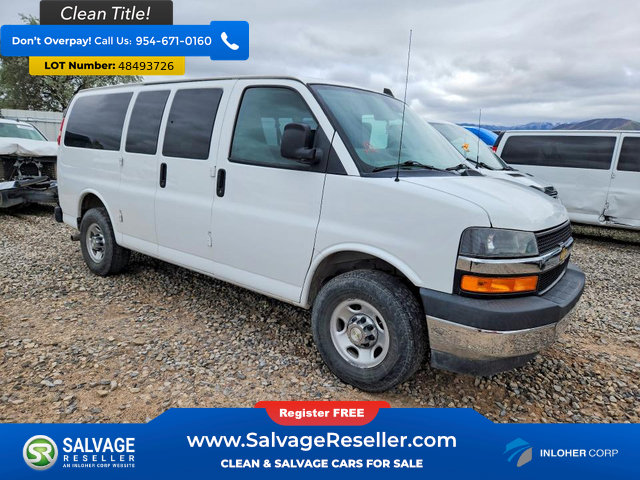 Used 2020 Chevrolet Express 2500 LT w/ LT Preferred Equipment Group RWD image 5