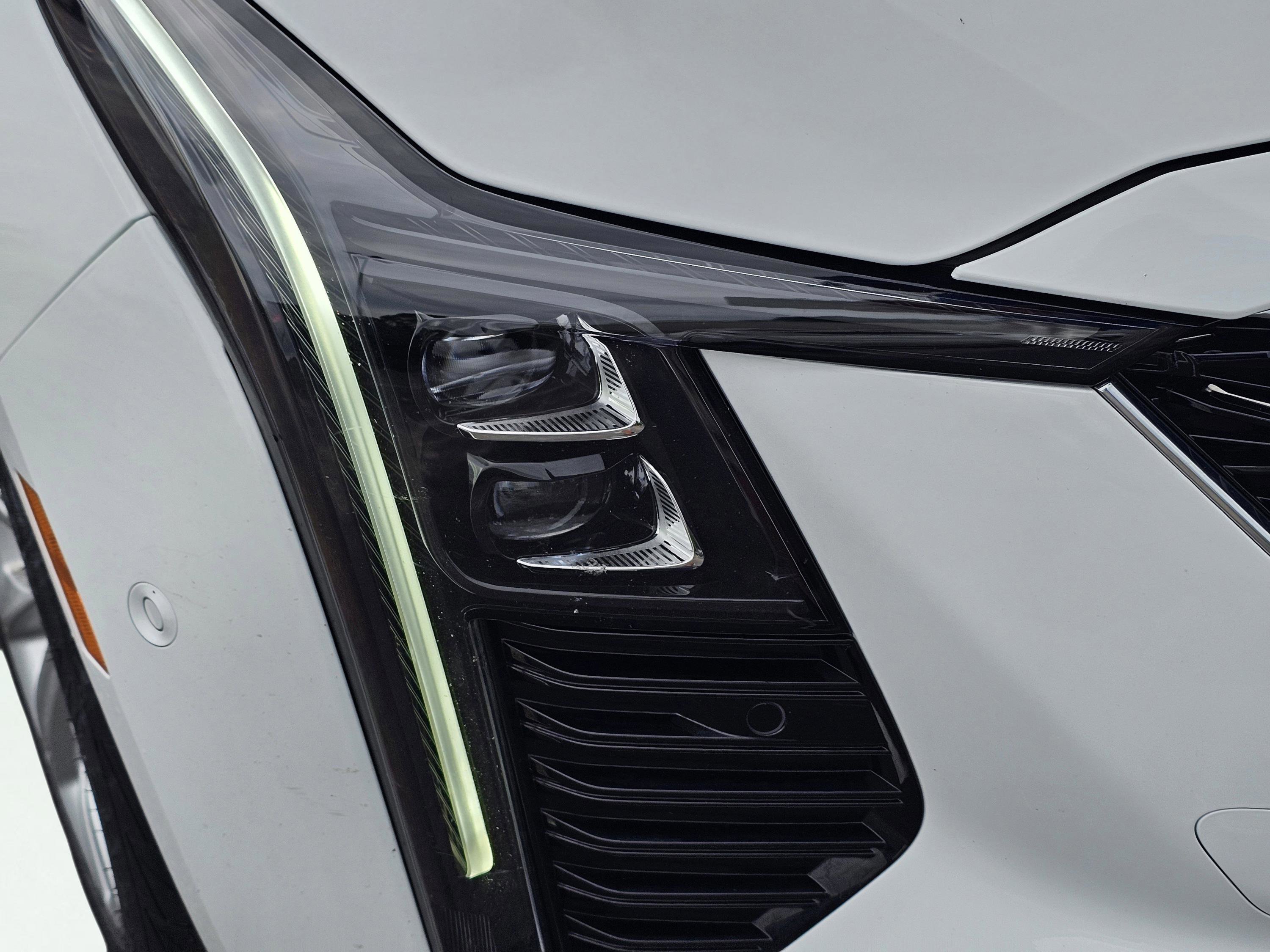 Used 2025 Cadillac CT5 Premium Luxury RWD image 4