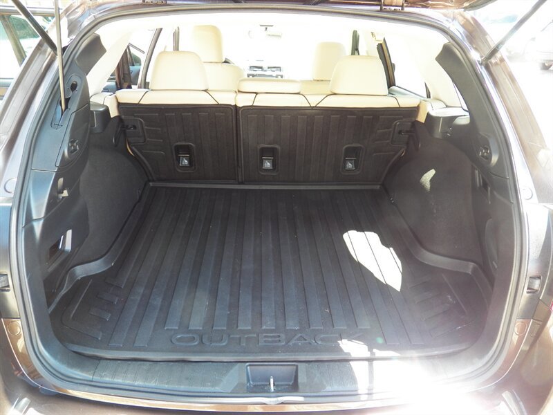 Used 2019 Subaru Outback 3.6R Limited w/ Protection Package #1 AWD/4WD image 12