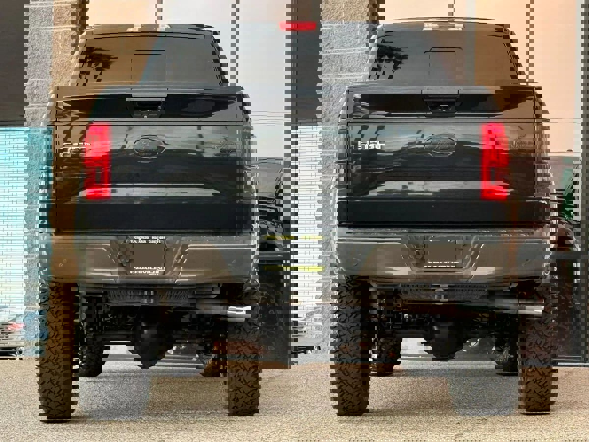 Used 2015 Ford F150 King Ranch w/ Equipment Group 601A Luxury AWD/4WD image 12