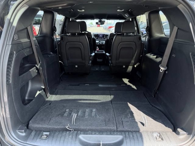 Used 2020 Chrysler Pacifica Touring-L w/ Advanced Safetytec Group AWD/4WD image 11