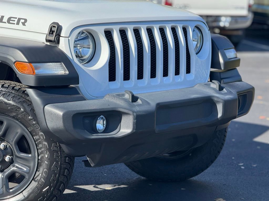 Used 2021 Jeep Wrangler Sport image 7