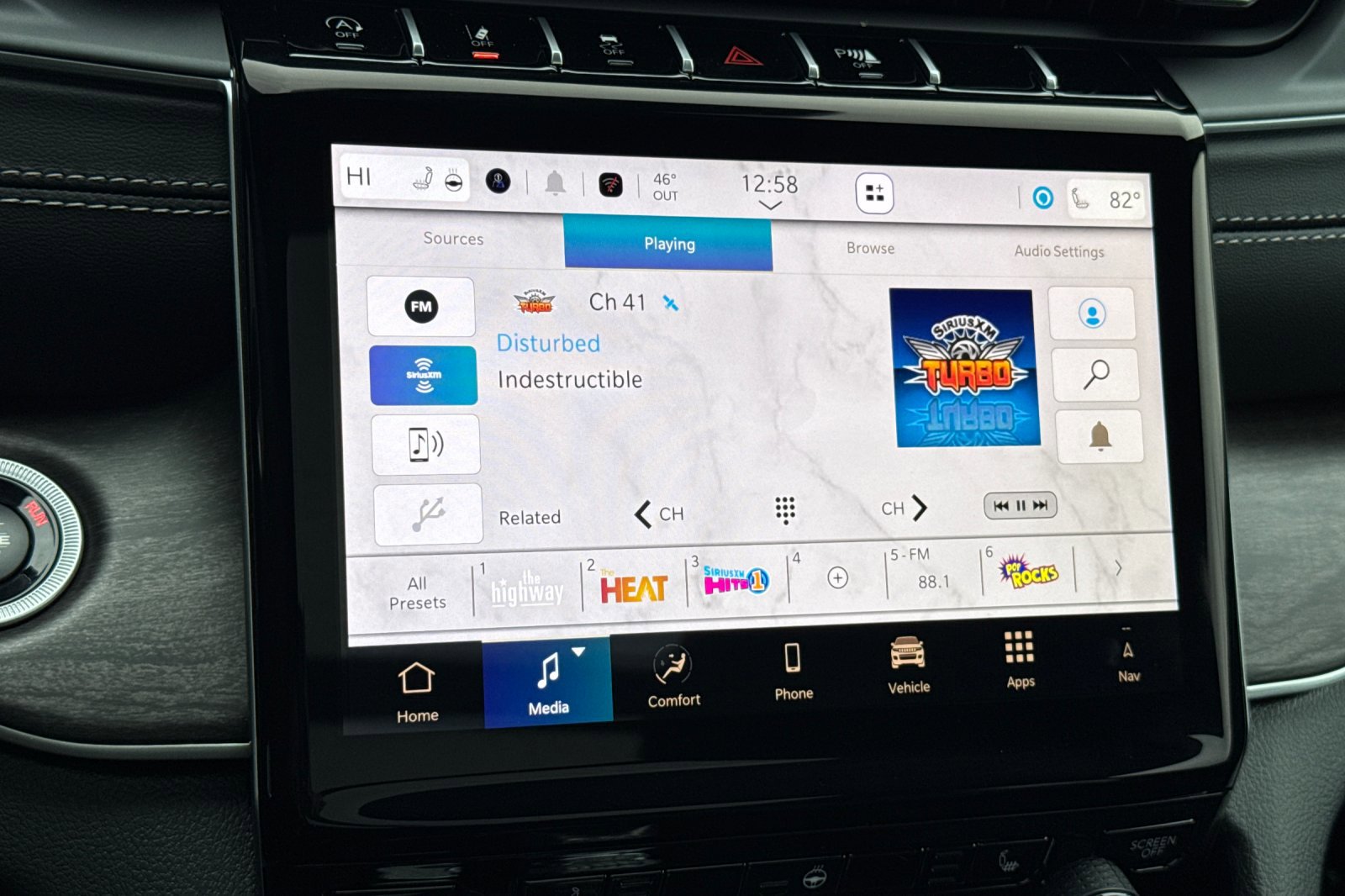 New 2025 Jeep Grand Cherokee Limited w/ Trailer Tow Package image 16