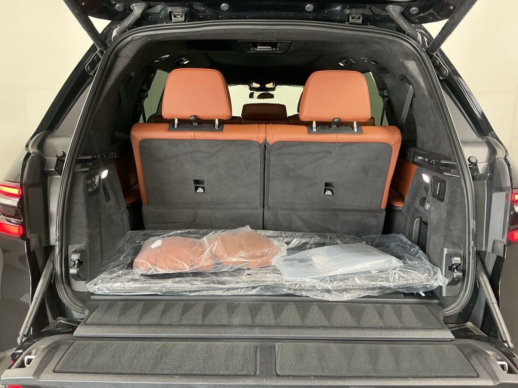 Certified 2025 BMW X7 xDrive40i AWD/4WD image 32