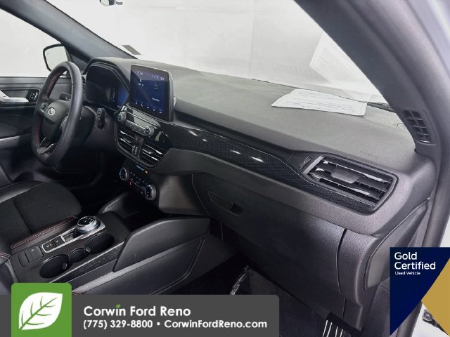 Certified 2025 Ford Escape ST-Line Select w/ Class II Trailer Tow Package AWD/4WD image 29
