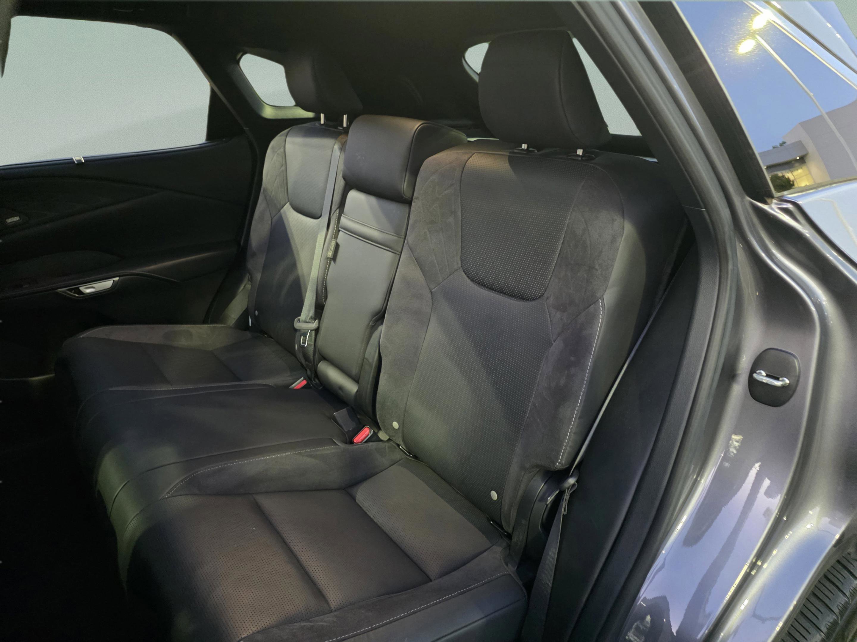 Certified 2023 Lexus RX 350 FWD w/ Accessory Package (Z1) image 19